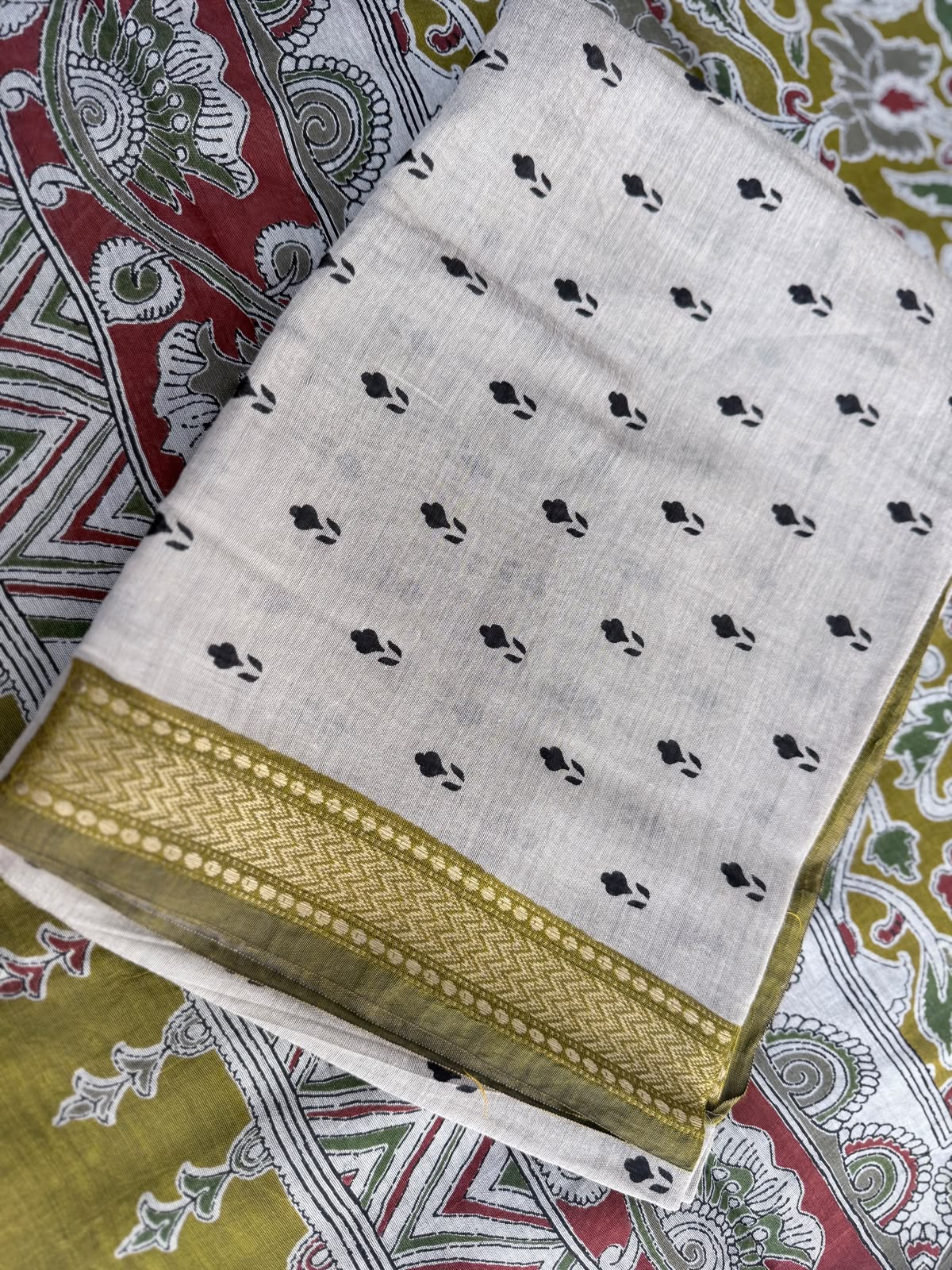 Maheshwari Suits